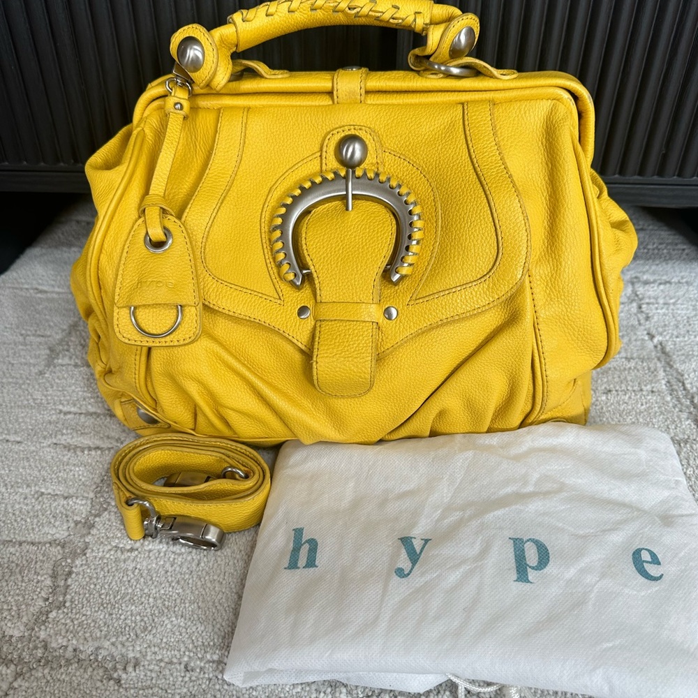 Yellow Hype Shoulder Bag with Detachable Strap